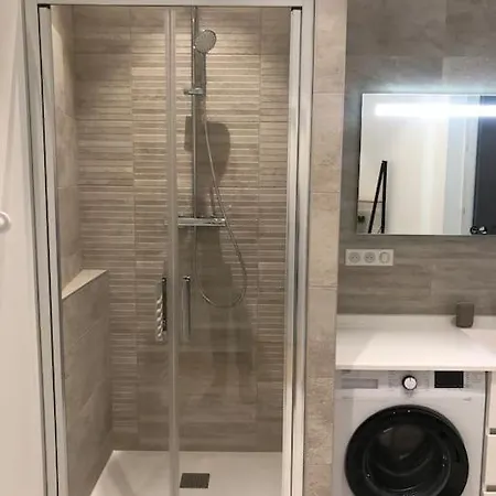 Hippocrate 106 M²